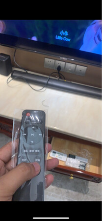 产品使用方便，环绕可以告别拉线的烦恼！收货不会安装，客服妹妹很有热情耐心、几下就连接好了！