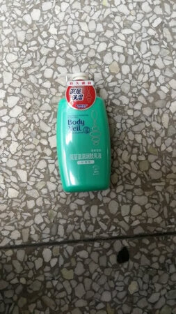之前用过薰衣草的，不喜欢那个味道，换这个试试，满减活动很划算，先屯着吧，毕竟冬天这种东西用的快