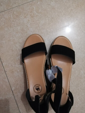 换码后刚刚好，一下变高了?，穿了一下 ，走路也不累