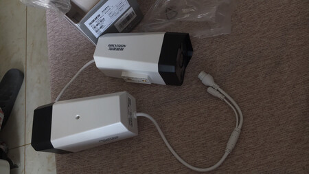 很信赖大品牌的产品！买了很多了，给自己家的小厂子围着照了一圈儿，全是自己施工做的，嗯完美！给满分好评！