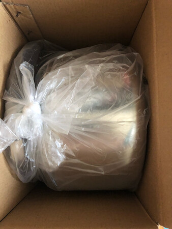 双十一活动买的，5升的还是有点大了，特地买来煲姜水泡脚的。