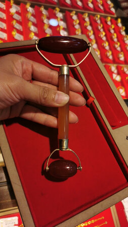 其他都还好，就是金属材质量不太好，做工粗糙。