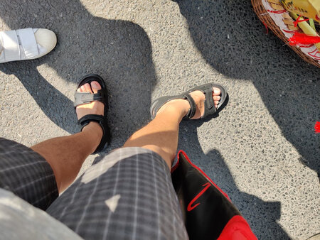 之前有棕色同款。又买了一双黑色。