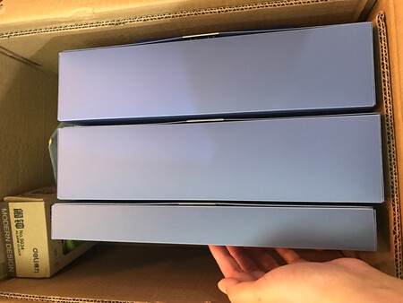 就是普通文具嘛，不过文具我差不多全是用得力的，价格有时略贵一丢丢，但是质量还是好点的，京东自营就是给力嘛，昨天买，今天就到了。