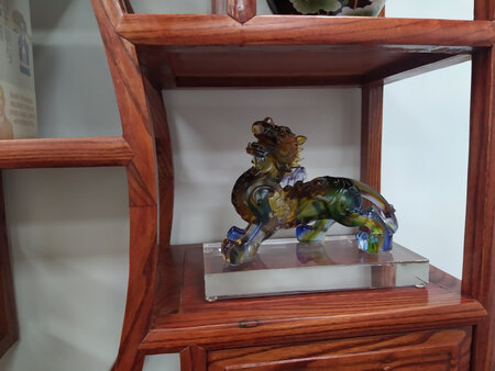 包装很好，物流也很快，没有破损，很漂亮的一对麒麟，手感甚好，不错！