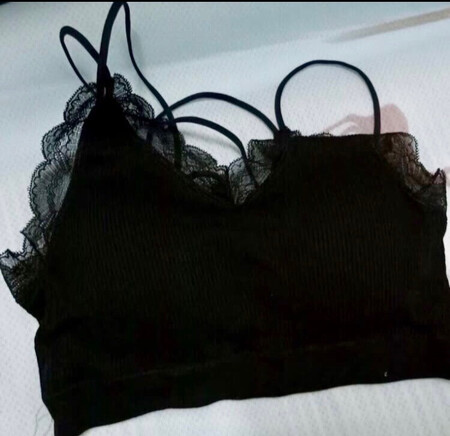 还不错，为旅游临时买，第二天就到家了，可以放心的穿方领衣服去臭美了
