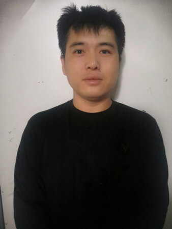 嗯挺好的，舒适做工也很精细。