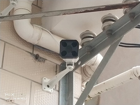 9月9号买的货，到现在货还没有到齐，支架发一次，电源经过交涉，又发了一次，害的我被甲方扣了500元。