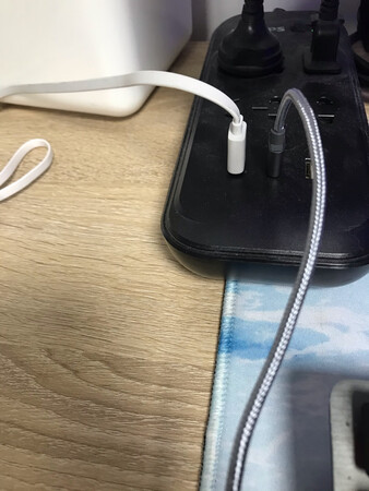 做工质感：很接近iPhone原装线质感，橡胶手感很稳
充电速度：pd协议太快了，我的iphone7p原装线充两三小时，这个线一个小时就行
传输速度：主要还是用来充电的，用在mac上接iPhone也挺方便
发热程度：无发热基本，很稳定
接口类型：typec和lightning公转公线，车上可以用mac可以用pd协议充电头也可以