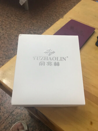 确实很棒  滑滑的 凉凉的 很舒服