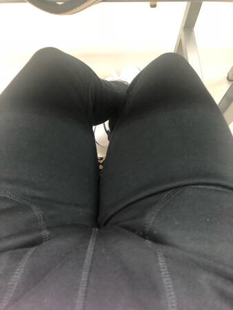 对于矮个子来说 裤脚有点长。穿起来还是很舒服的