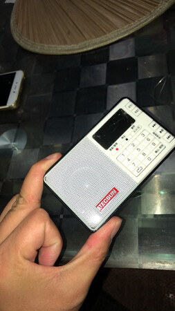很好用，音质很好，给老爸买的，然后老爸带到单位，他同事听着音质很好，也给他同事买了一个！