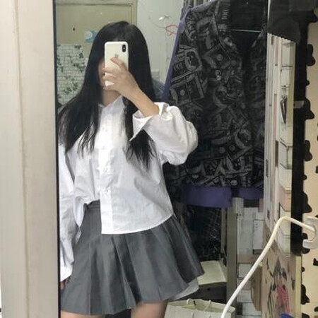 宝贝质量挺好，做工也不错，面料舒服，穿起来很合身。太实惠了