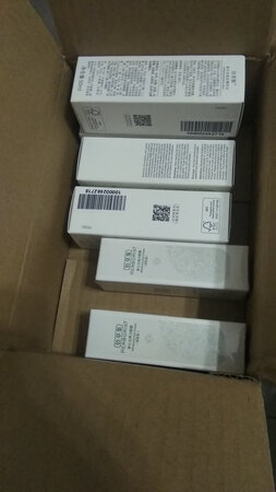 价格便宜！值得购买！下次还来！
使用方式：简单方便
抗皱能力：强