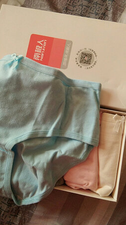 内裤便宜质量很好，弹性很大，洗过不掉色，穿着很舒服