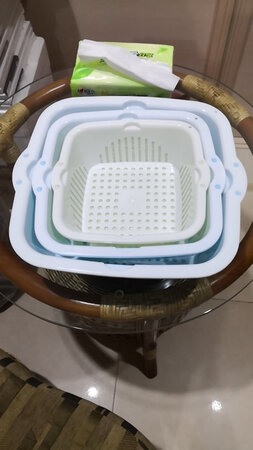 密封性能：优良
容量大小：合适
外形外观：美观
材质特点：厚实
便捷程度：轻便
售后服务：良好