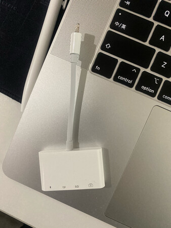 挺不错的，每个功能都可以正常使用，这下不用老是要找电脑来同步乐，直接用sd连上就可以了，特别方便，挺不错的。就是有些格式的访问不了，只有指定格式的才可以访问，要是所有文件都可以救更方便了，物流速度也挺快的，不错。