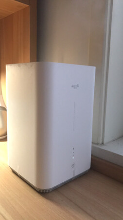 以前就用的德尔玛加湿器，用了三年，一直很好用，现在的这款更好清洗，所以换个新款的