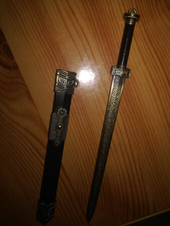 看起来还不错，哈哈哈哈哈哈哈哈！！