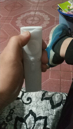 总体不错，做工很好，手感一级棒，送的保护套，也很好，