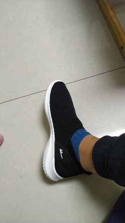 穿着挺舒服 感觉不错  快递也挺快