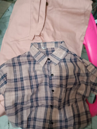 衣服很漂亮，面料很舒服
