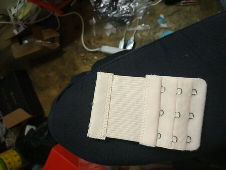 很好用，中间是橡筋来的，用起来很舒服，用过下次还会来买