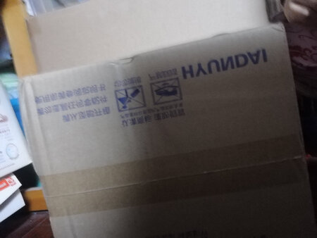 容量大小：合适
外观材质：漂亮