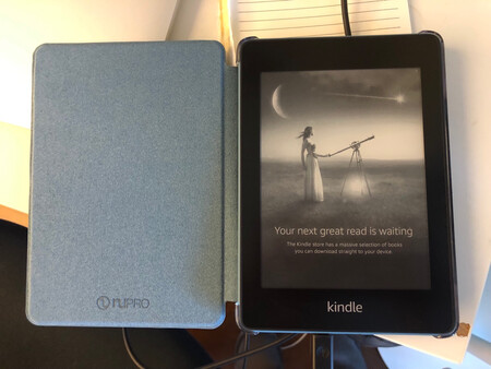 買了kindle就一起買了这个，颜色很漂亮，喜欢！