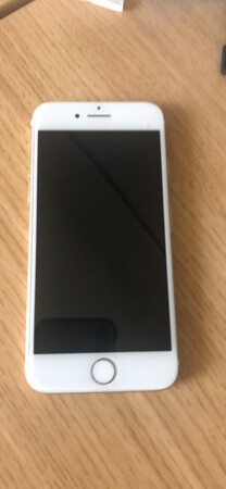 送货挺快的，外观看起来没啥问题，不过充电线不是原装的，其他暂时没发现其他问题。