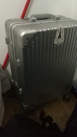 东西不错，看的挺好的，里边空间不是太大，挺适合夏天用的