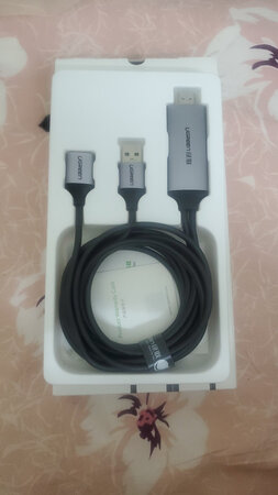 很好，很精致的线，可以直连手机投屏，也可以连ipad,很好。