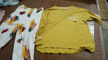 衣服质量很好，码数很标准是纯棉的非常舒服，很满意的一次购物！