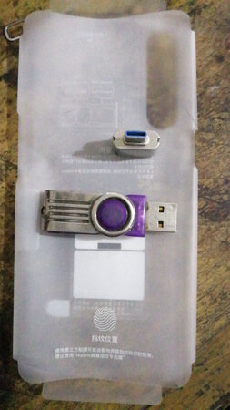 挺好，小巧玲珑，还有挂件孔，携带很方便。