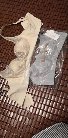 感觉很不错。老婆穿起来蛮性感的。