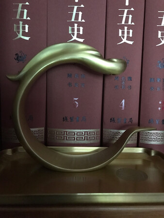 太漂亮了！造型美观份量十足，工艺精湛，物有所值！