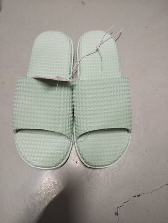 还没穿，看着还不错