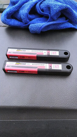 做工质感：非常精细
尺寸大小：标准尺寸
耐用度：经久耐用
手感：0.3厚度刚刚好
我一直都在用啄木鸟这个牌子的刀片，非常好用，我是老客户还给我顺丰包邮。非常感谢商家良心制作，值得购买。