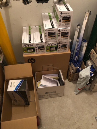 东西等了三天才收到，这一次双11，等的时间比较长，但还算好，货还算及时到，性价比不错，在双11买要比平时便宜很多，所以，多囤一点，单位里也用的快，下次有机会，再多囤一点。希望下次物流畅通一点，不要想这次，有点乱。