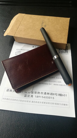 卡包挺好，真皮包，物流挺快