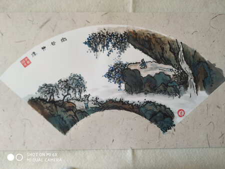 尺寸稍小点，但不影响使用，颜色也不错。