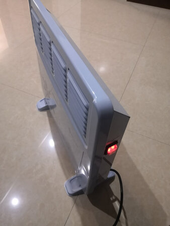 外观不错，售后服务快，及时换到。