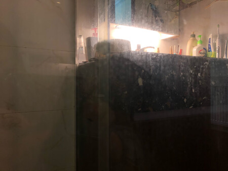 实话没有啥用，玻璃上的水垢照样在，我一瓶新的只用了两次就快被我喷完了，然而并没有啥效果