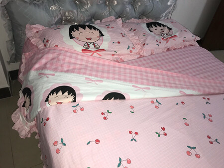 颜色非常正 粉的很好看 图案设计也很漂亮 真的很喜欢 值得买