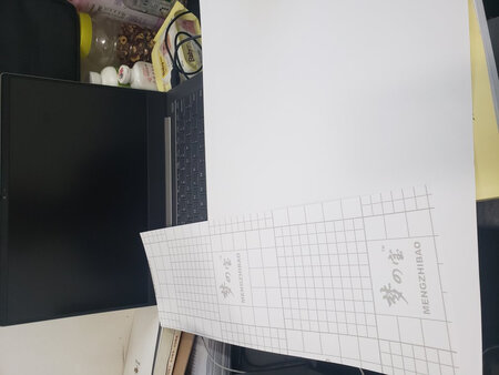还要自己裁？？我不如去建材店自己买个一平方，想怎么贴怎么贴了！