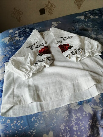 很已收到，衣服很理想，客服推荐的尺码也标准，质量特好，以后会经常光顾哟