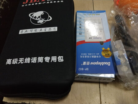 音质音效：真心不错！
做工质感：杠杠的！
外形外观：大方得体！
安装难易：非常简单！