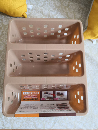 外观包装：很好
储存空间：增大
商品材质：不错
容量大小：容量大
工艺风格：精致
适用场景：鞋柜里