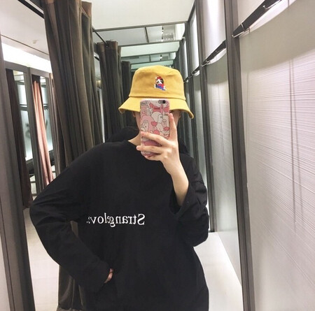 裤子已收到，做工挺好的，没有线头，面料很舒服，质量也不错，弹性很好，发货速度非常给力，9分的很适合我。挺百搭
