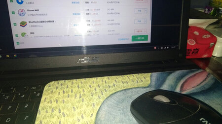 宝贝收到后和商家描述一样质量和原装的没太大区别，立即换上使用电量显示83%比较满意。